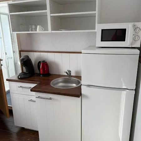 Schoene Aussicht Renoviert Отель Бад-Фридрихсхалль