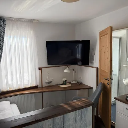 Schoene Aussicht Renoviert Отель