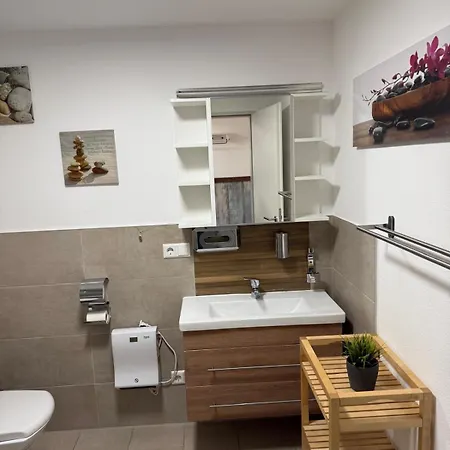 Schoene Aussicht Renoviert 3* Бад-Фридрихсхалль