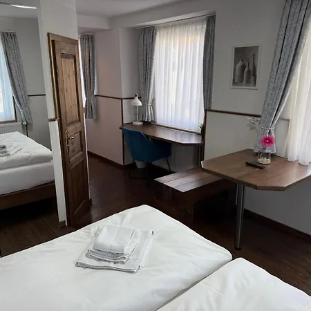 Schoene Aussicht Renoviert 3*