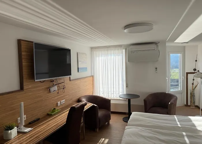 Hotel Schoene Aussicht Bad Friedrichshall